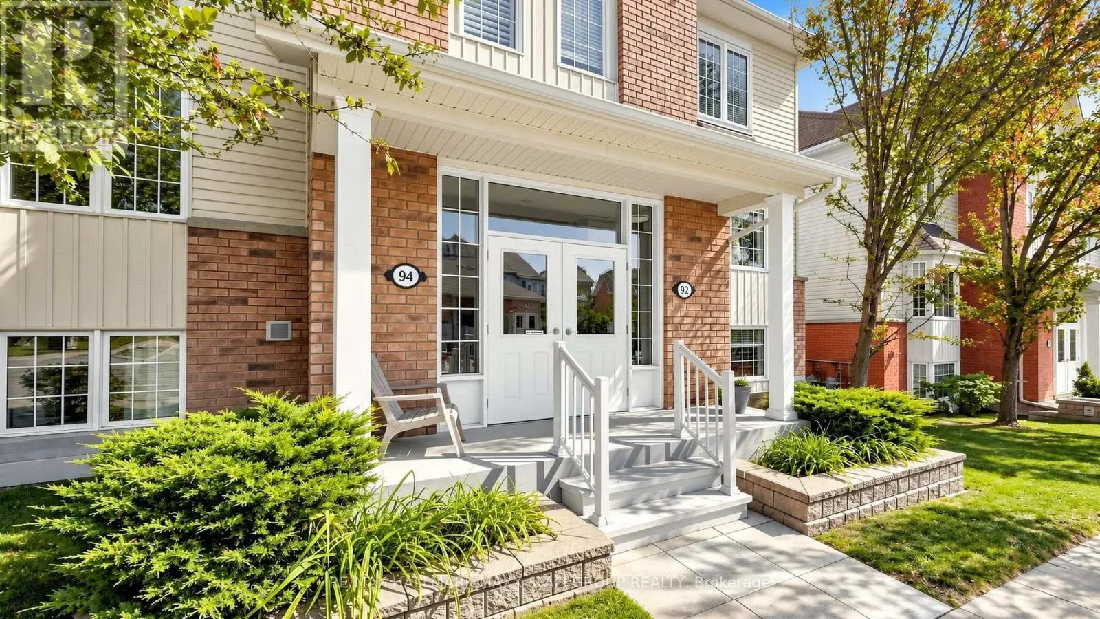 2 - 92 PETRA WAY