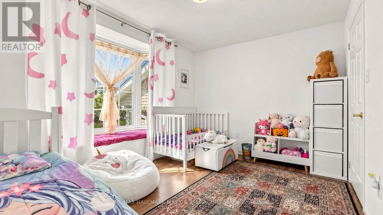 2 - 92 PETRA WAY