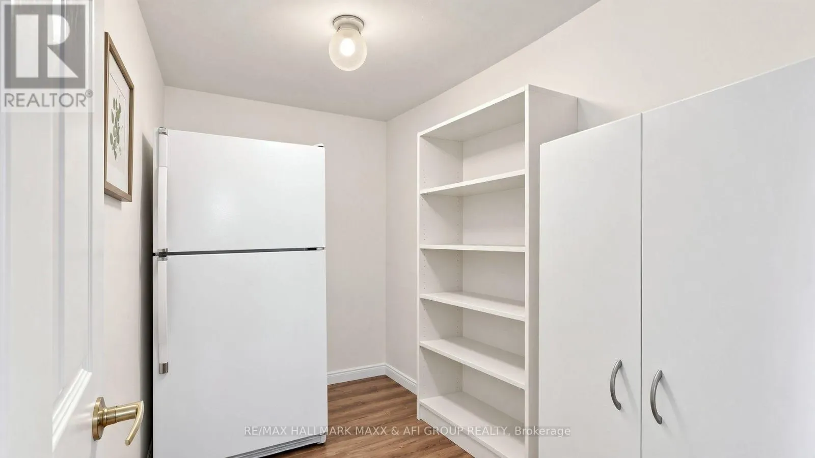 2 - 92 PETRA WAY