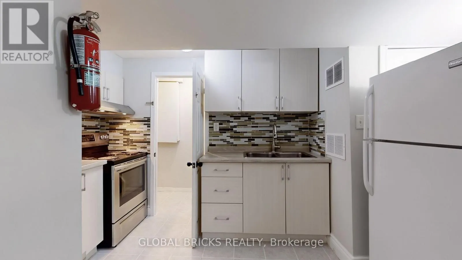 BSMT - 1525 MARSHCOURT DRIVE