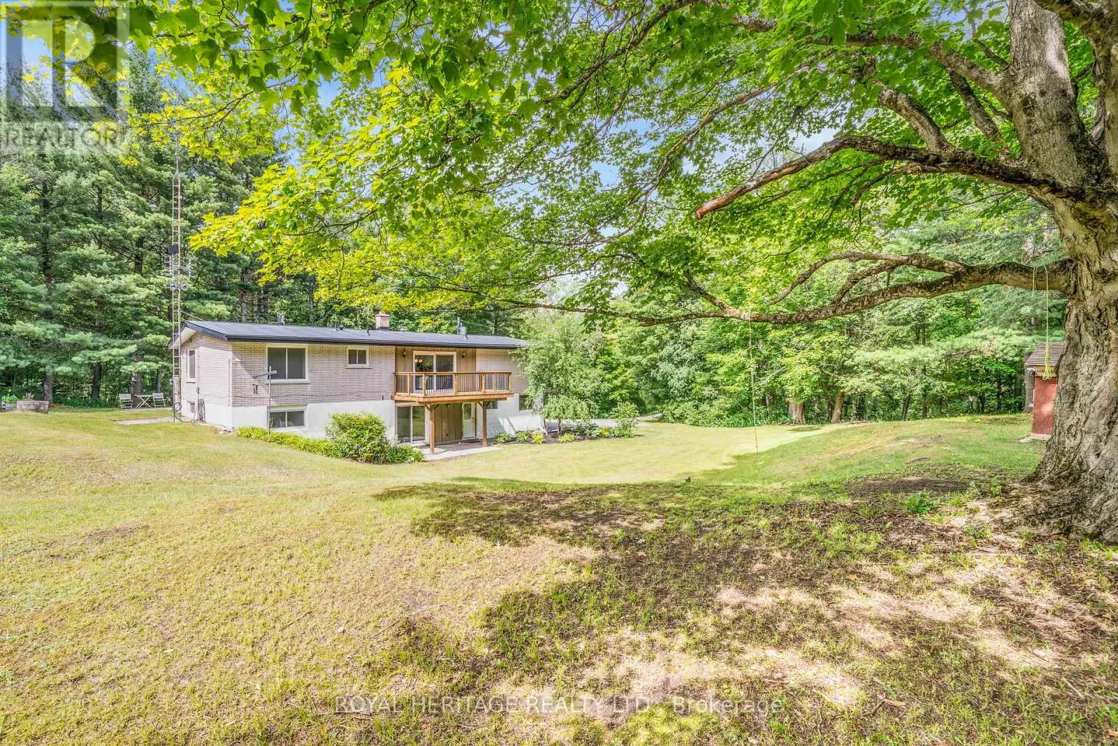 5260 CORONATION ROAD
