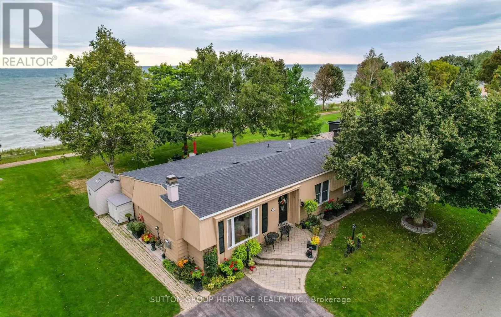 89 BLUFFS ROAD