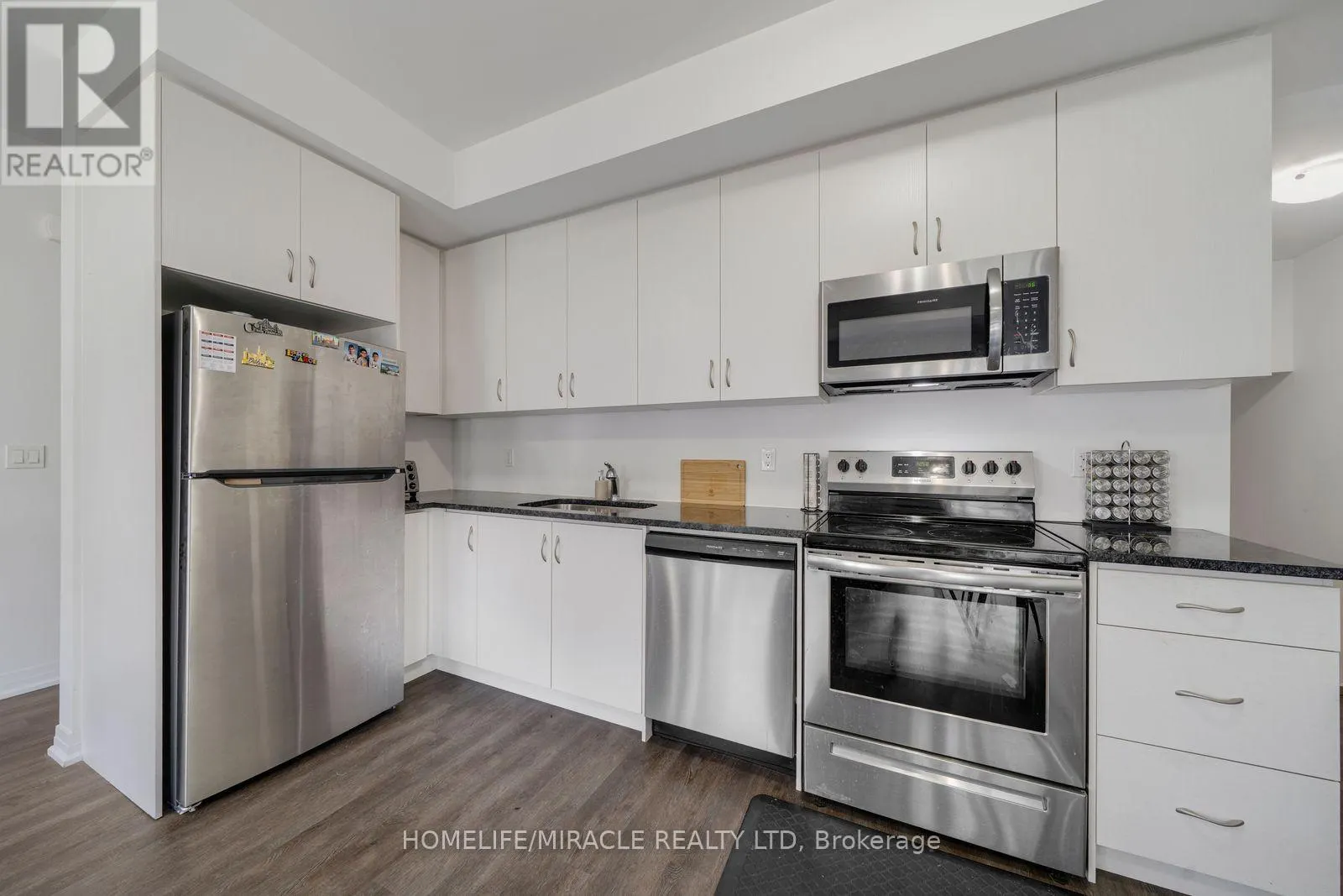 104 - 2635 WILLIAM JACKSON DRIVE