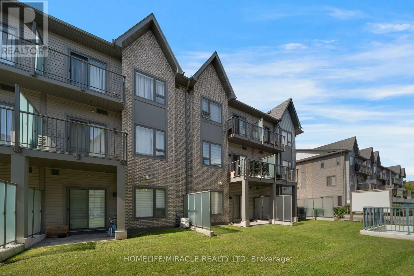 104 - 2635 WILLIAM JACKSON DRIVE