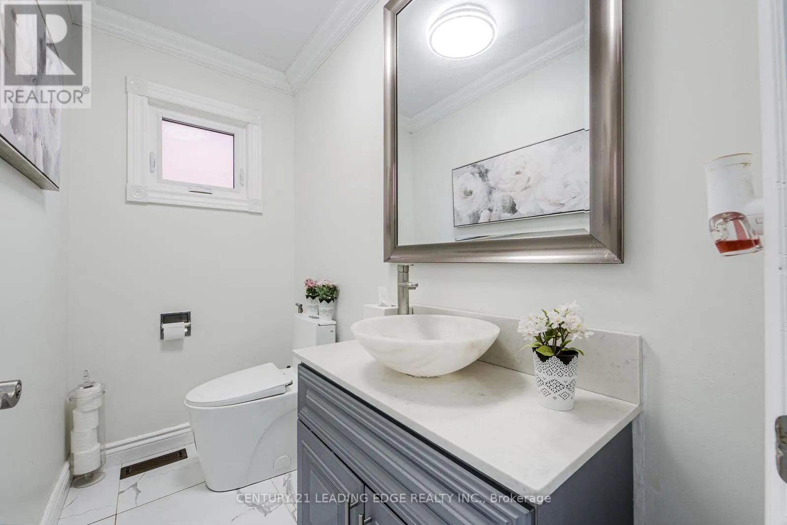 63 DANIELS CRESCENT