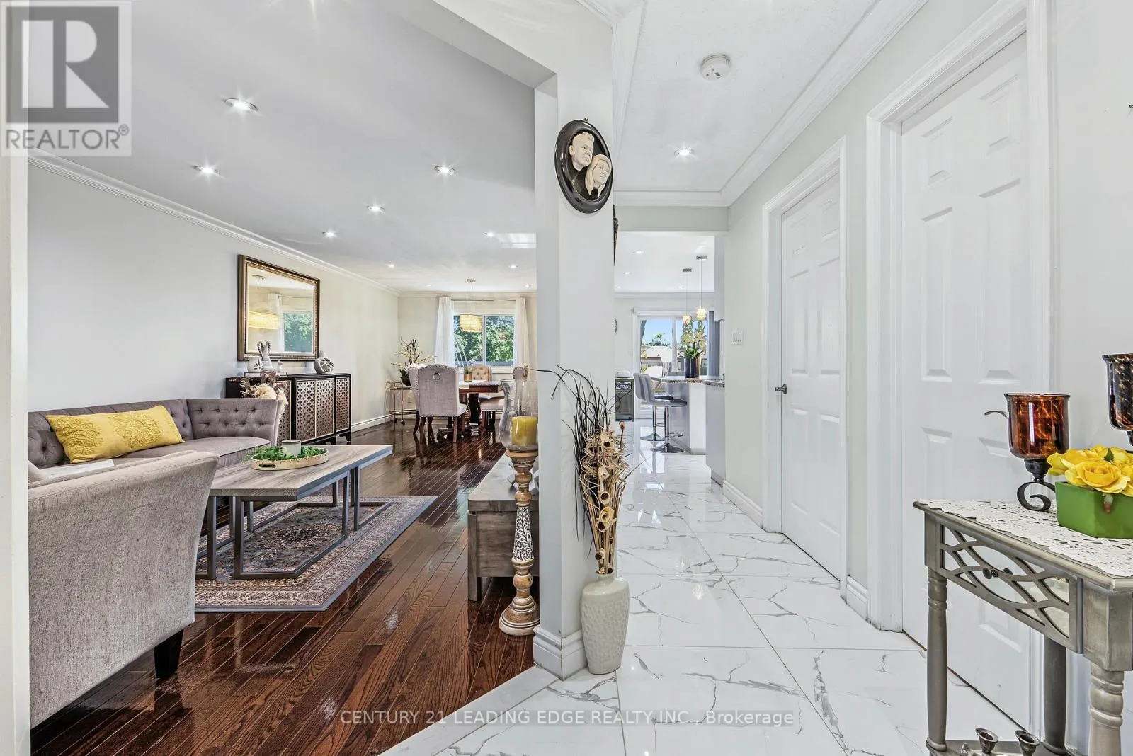 63 DANIELS CRESCENT