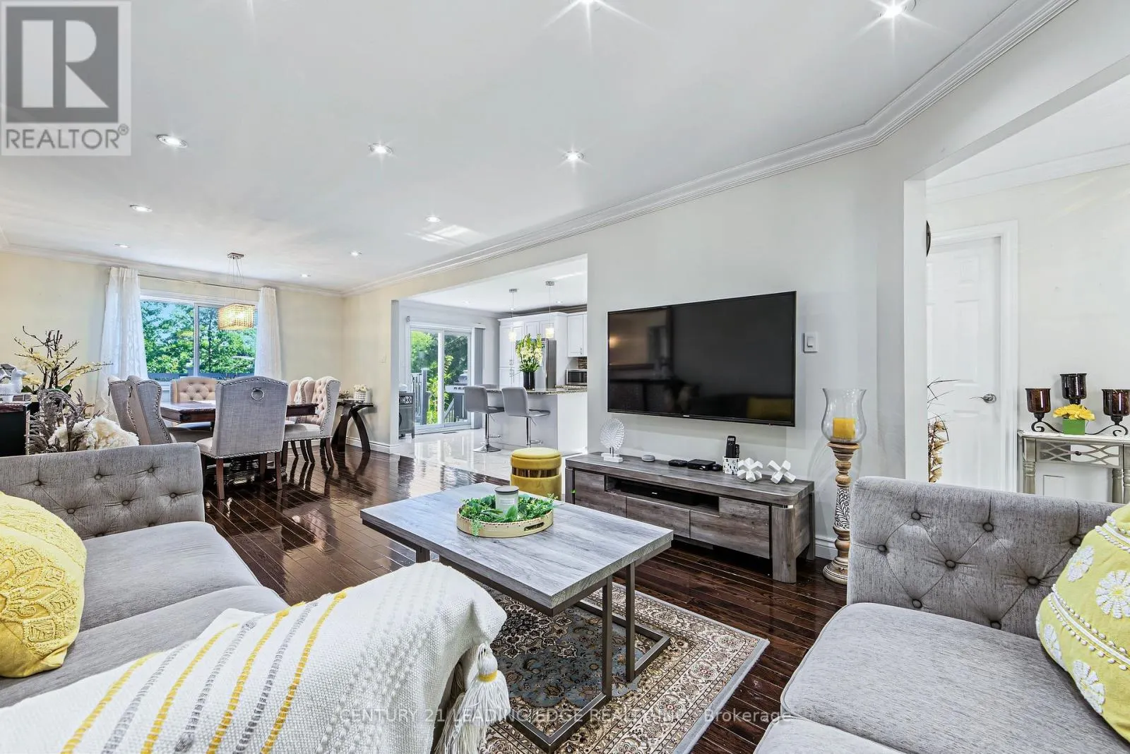 63 DANIELS CRESCENT
