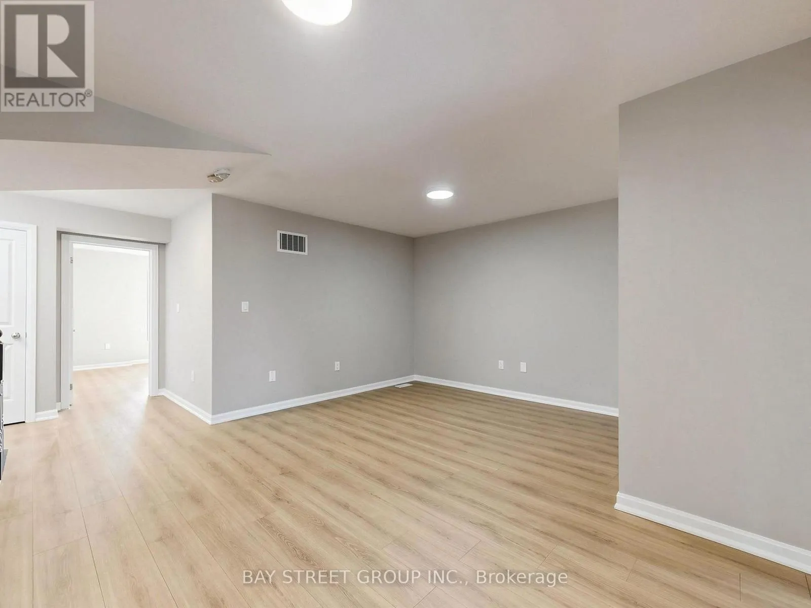 2 LONGSHORE WAY