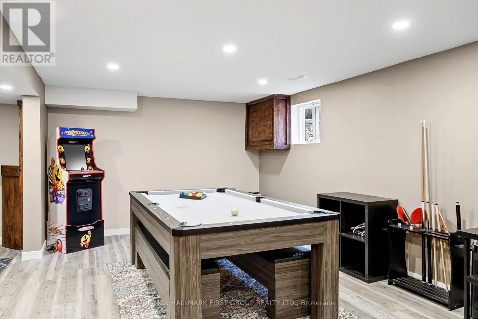 862 BOXWORTH PLACE
