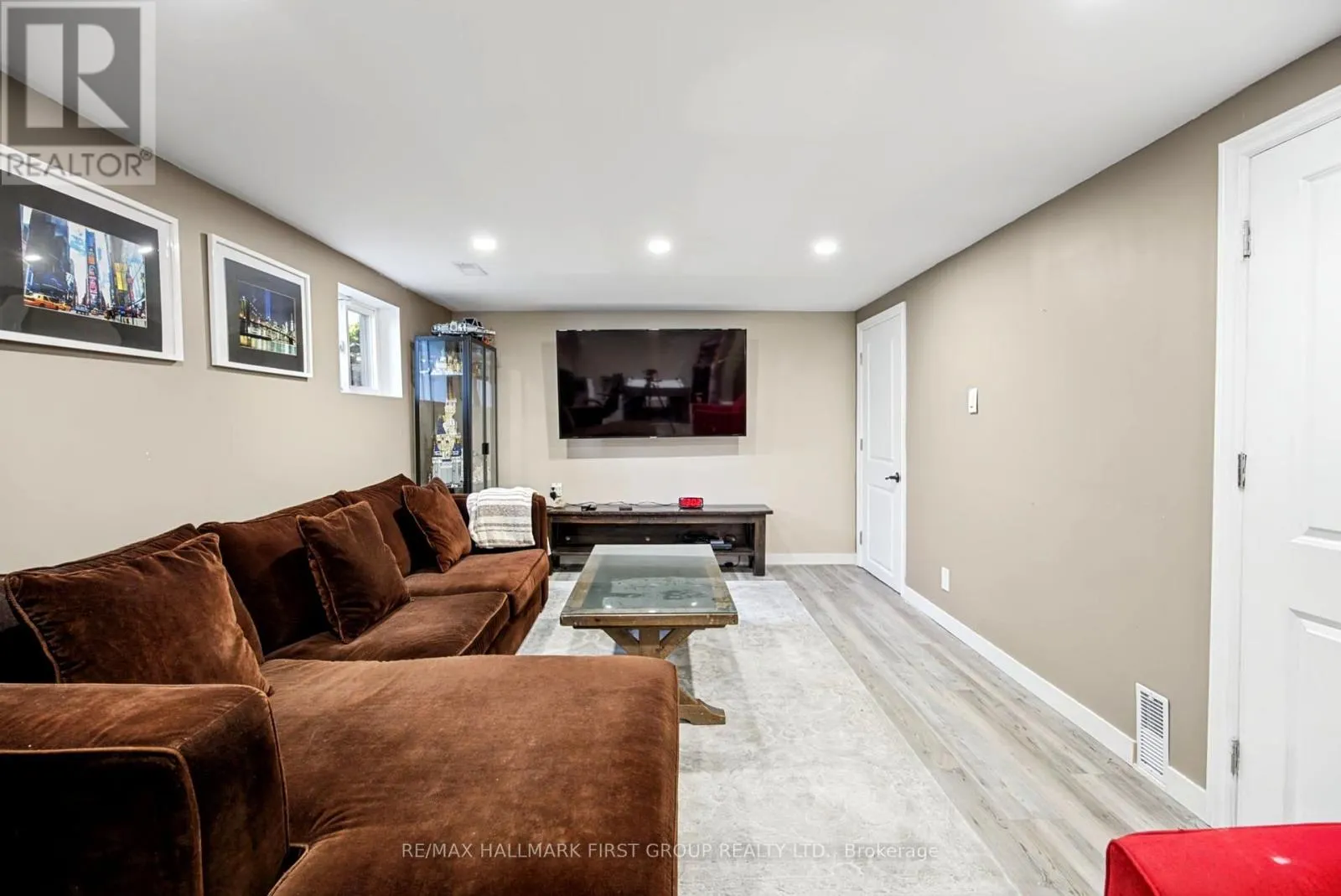 862 BOXWORTH PLACE