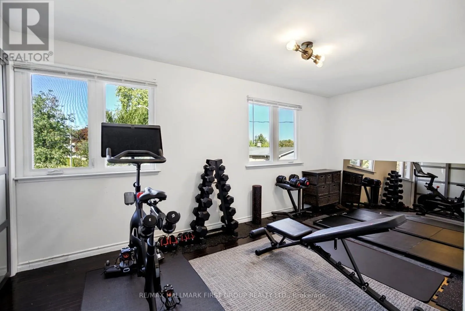 862 BOXWORTH PLACE