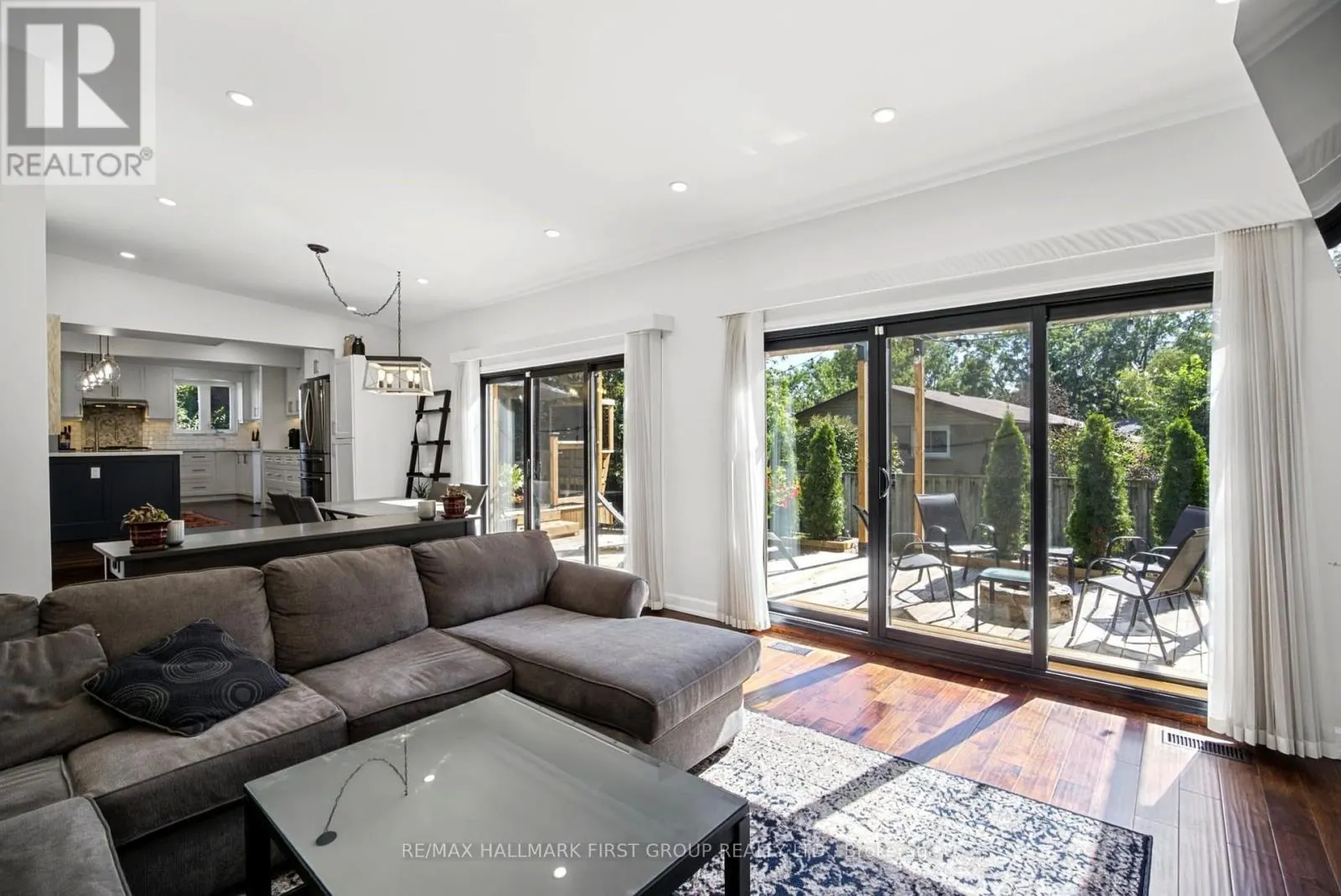 862 BOXWORTH PLACE