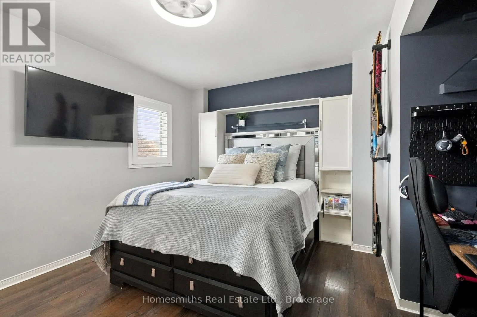 45 GRANVILLE DRIVE