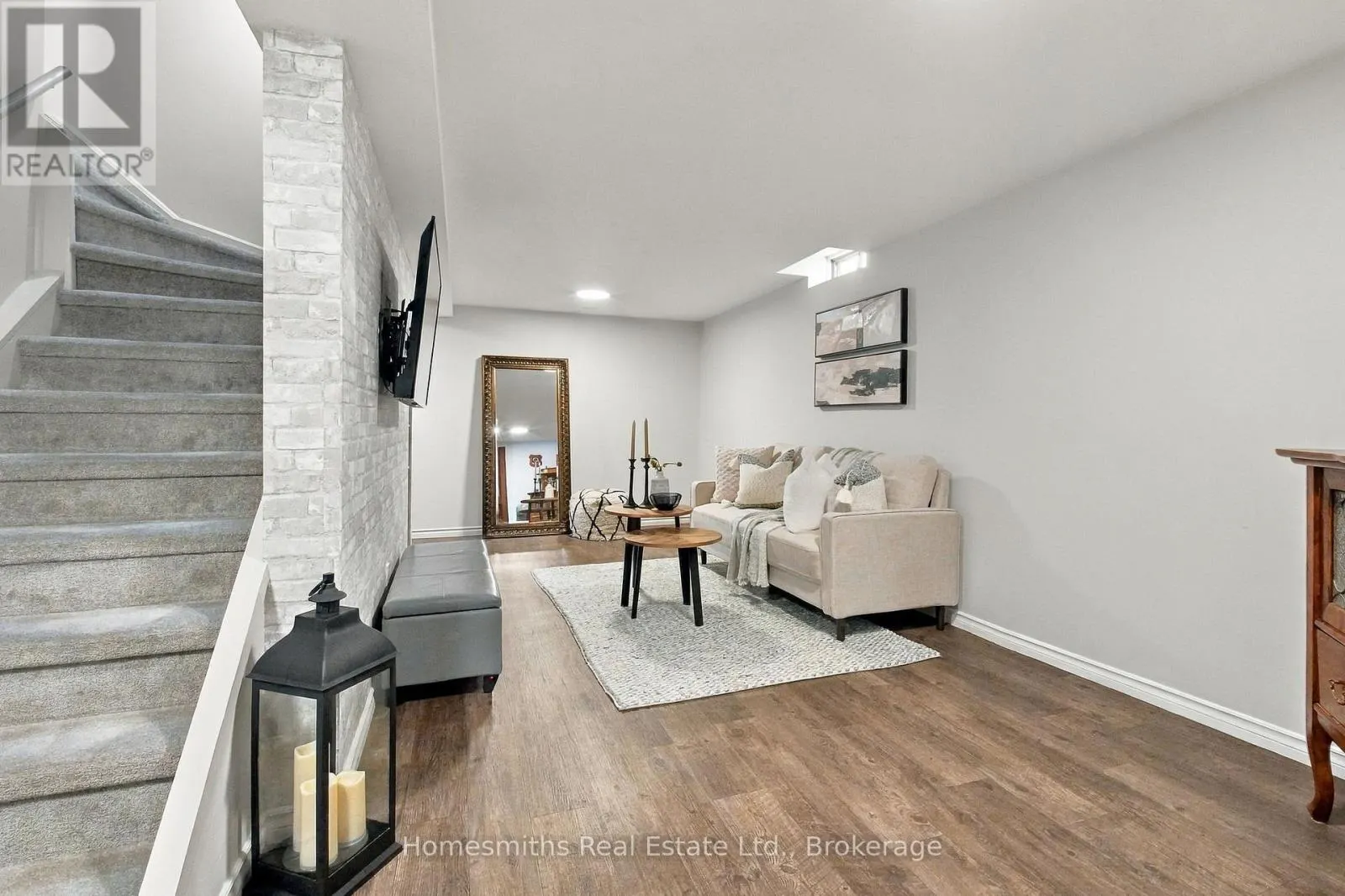 45 GRANVILLE DRIVE