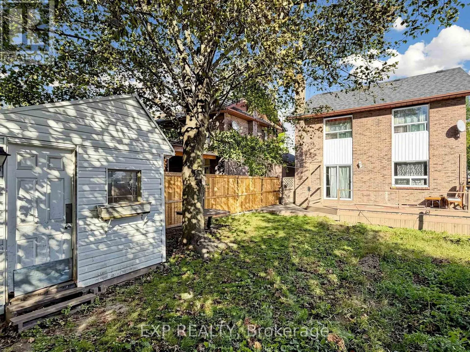 28 LONGFELLOW COURT