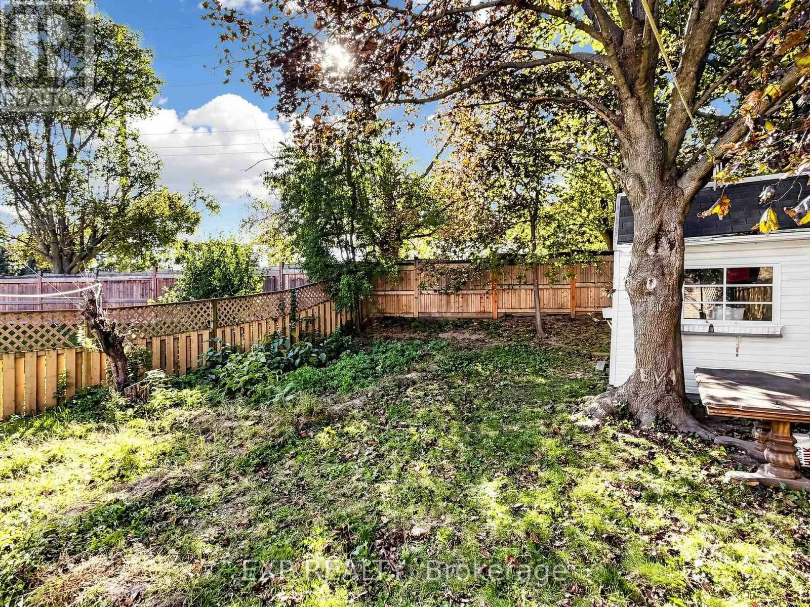 28 LONGFELLOW COURT