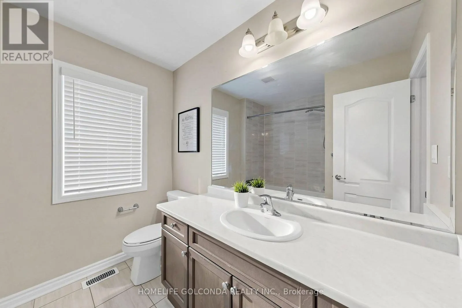 2716 SAPPHIRE DRIVE