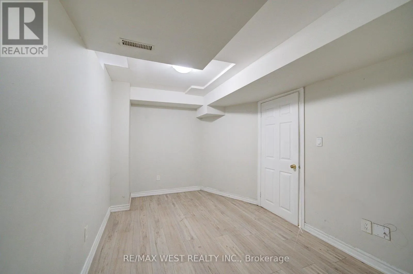 143 ALLWORTH CRESCENT