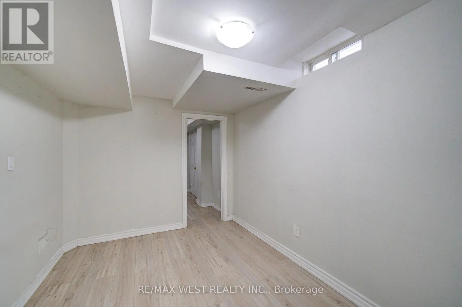 143 ALLWORTH CRESCENT