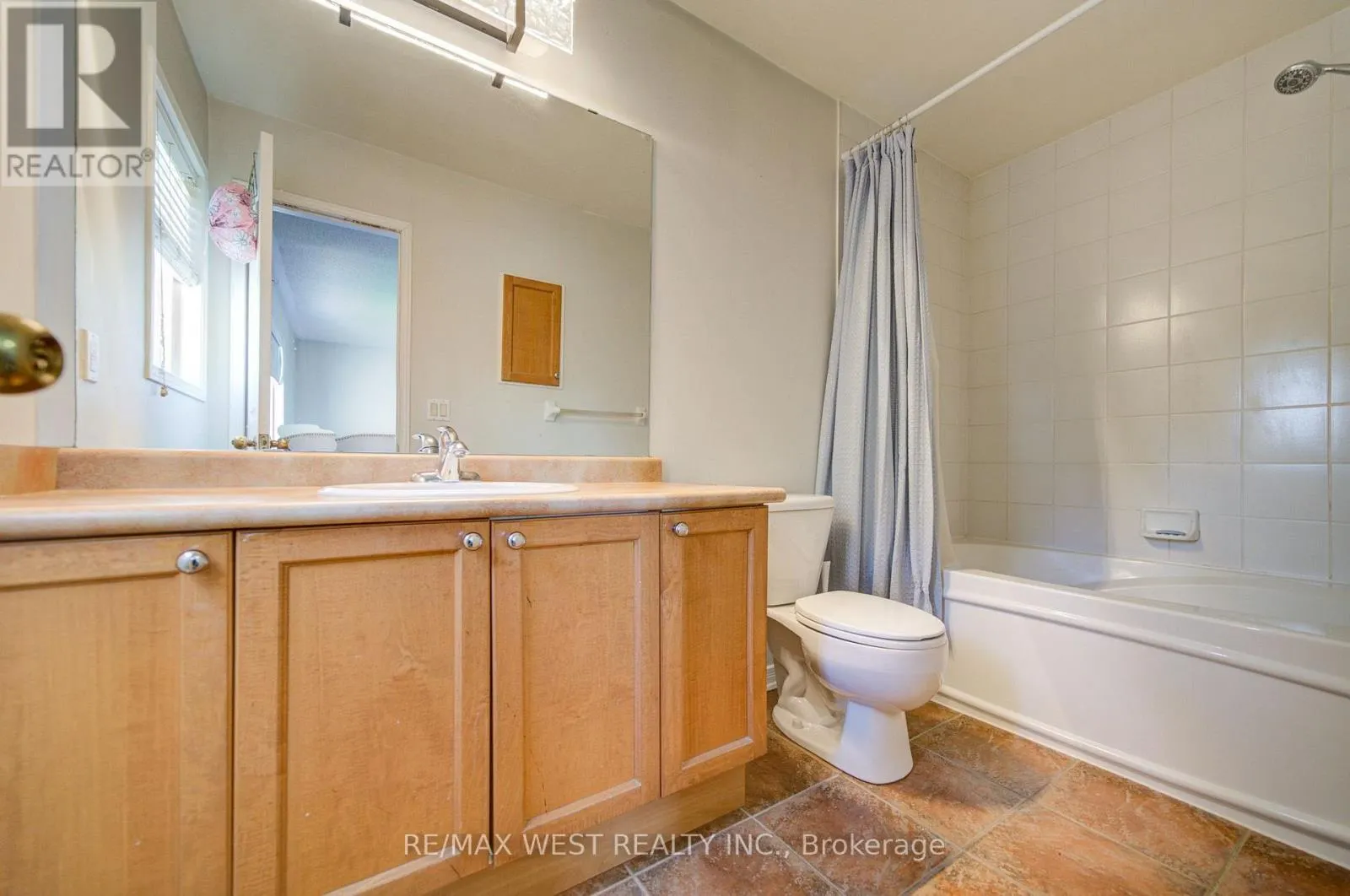 143 ALLWORTH CRESCENT