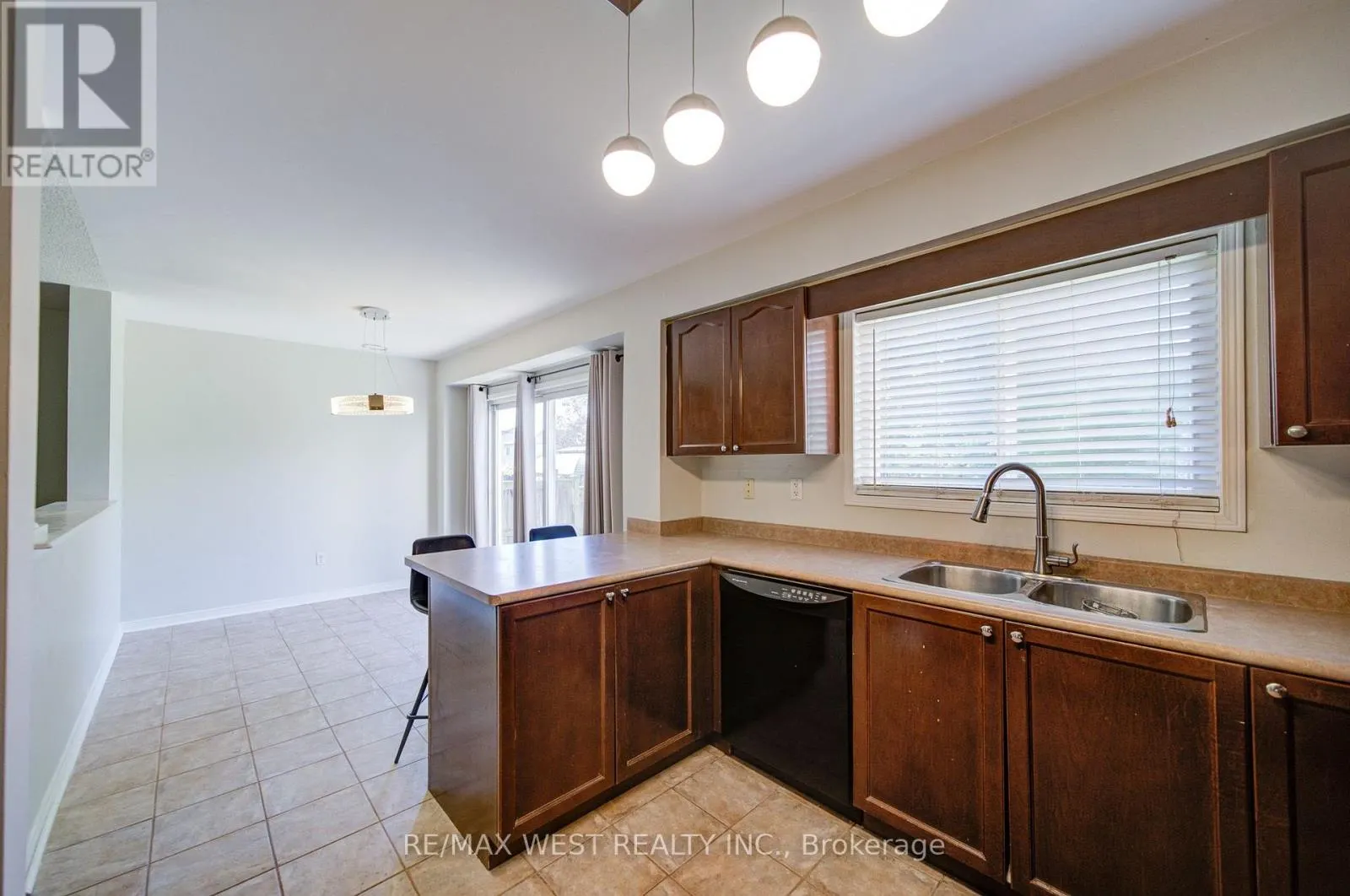 143 ALLWORTH CRESCENT
