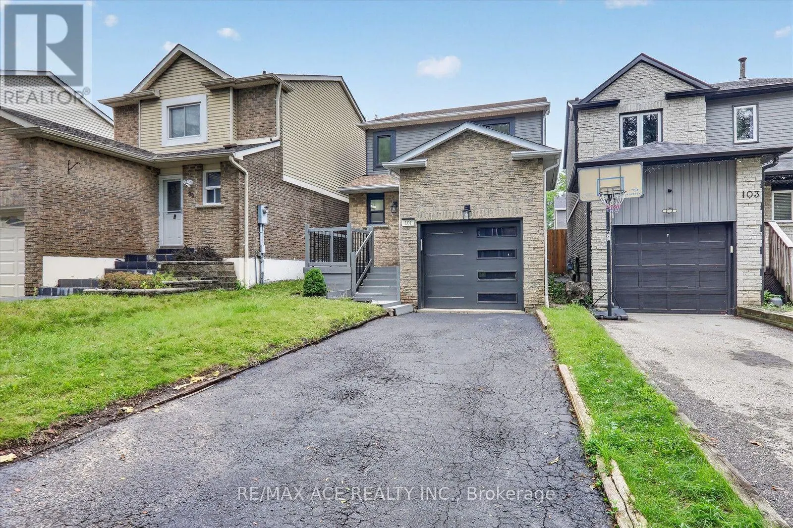 101 GREENFIELD CRESCENT