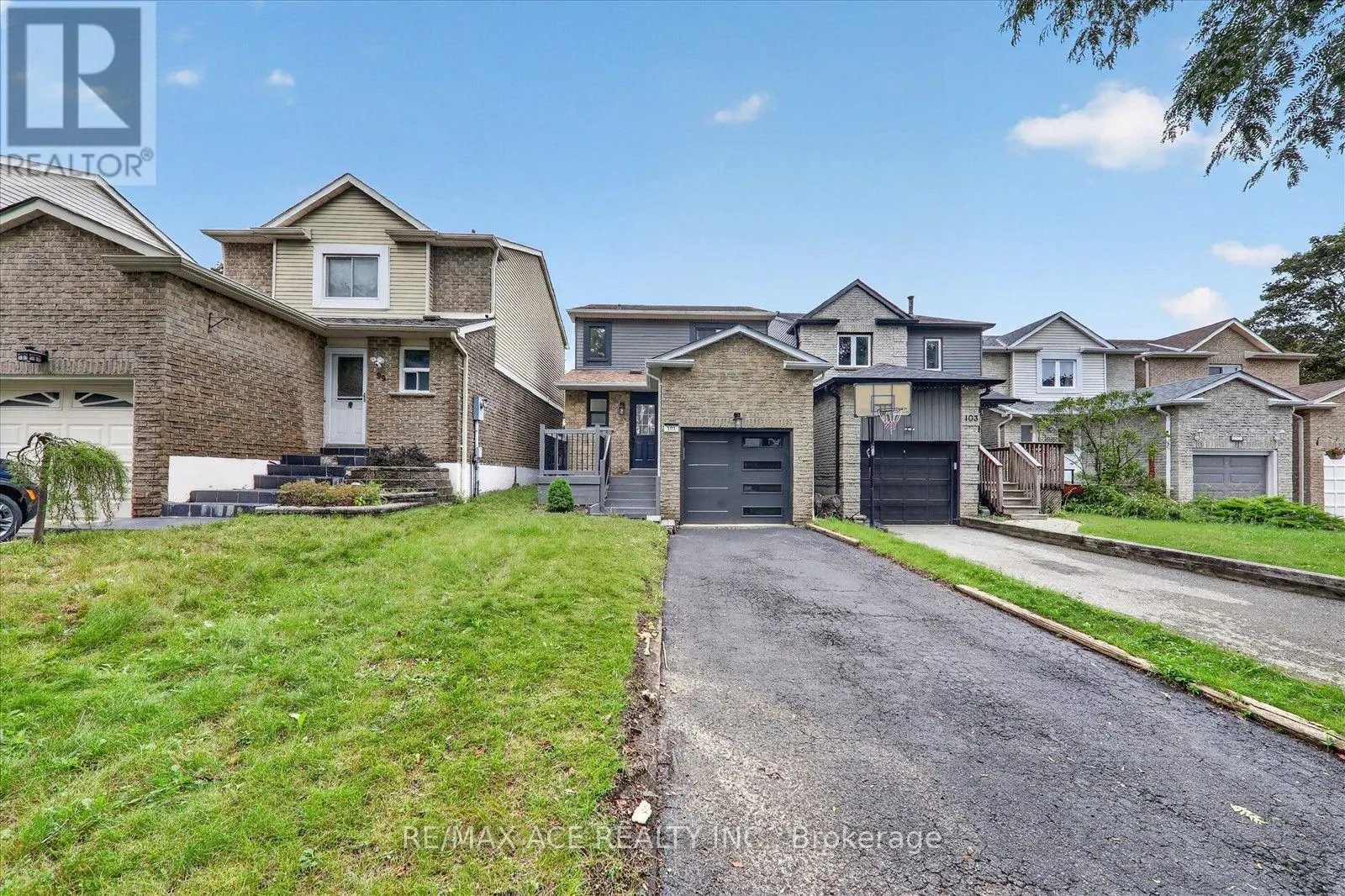 101 GREENFIELD CRESCENT