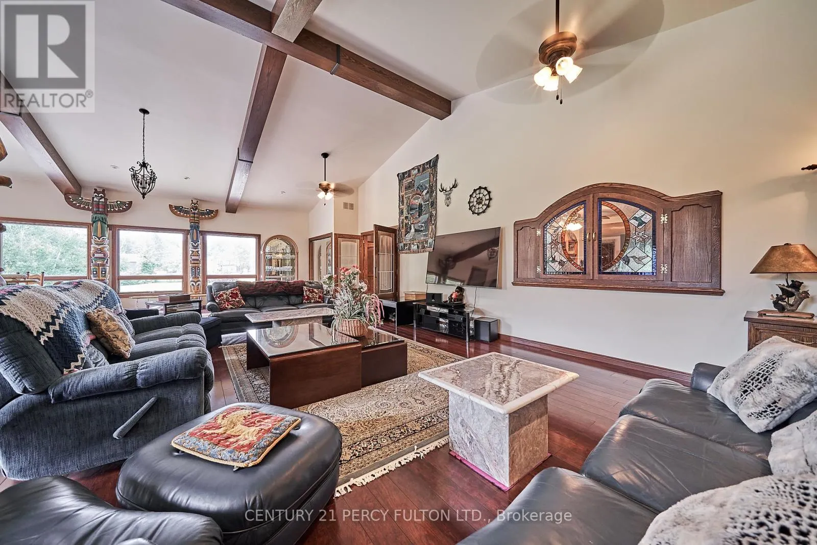 2733 TAUNTON ROAD