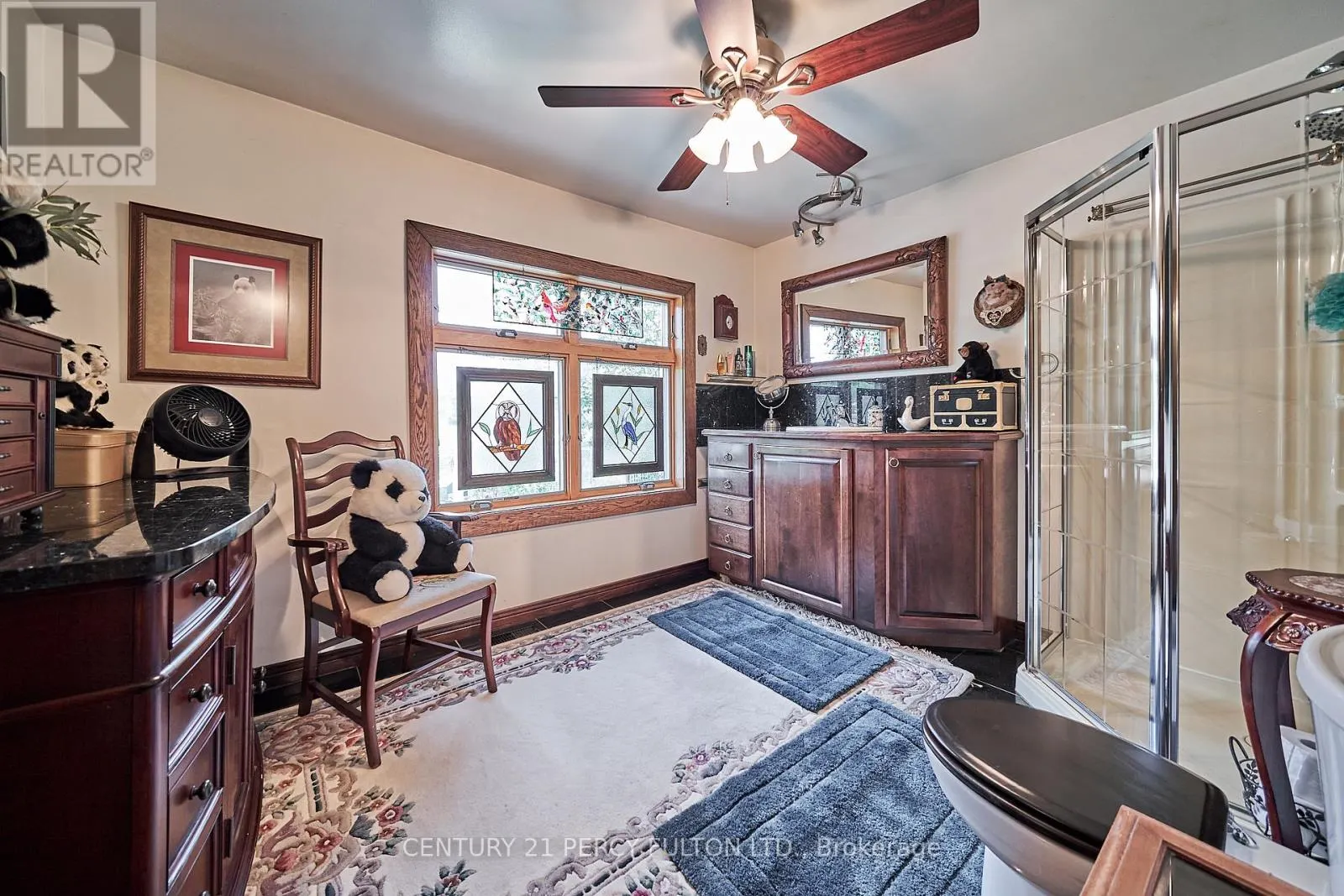 2733 TAUNTON ROAD