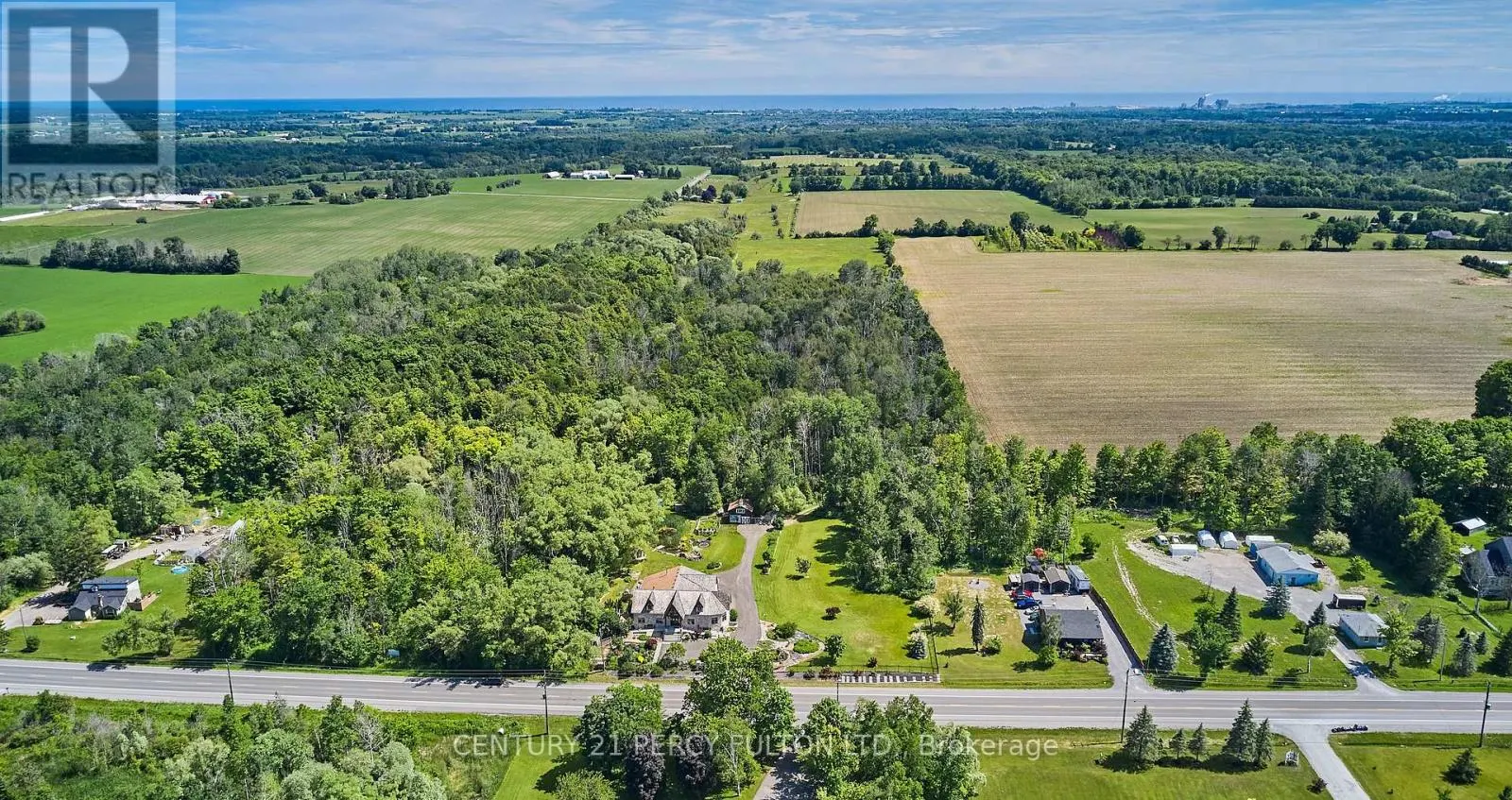 2733 TAUNTON ROAD