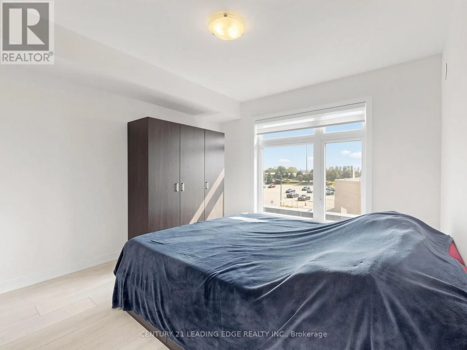 808 - 1865 PICKERING PARKWAY