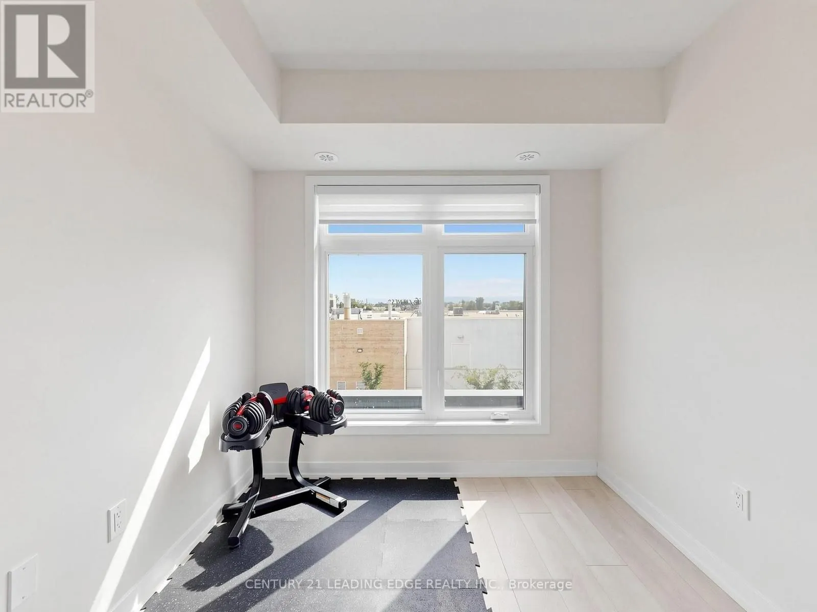 808 - 1865 PICKERING PARKWAY