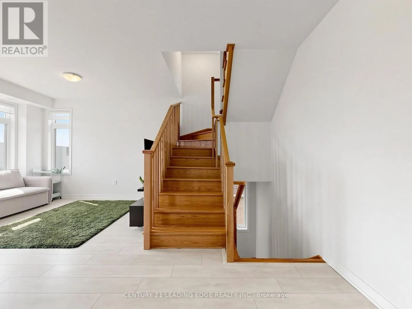 808 - 1865 PICKERING PARKWAY