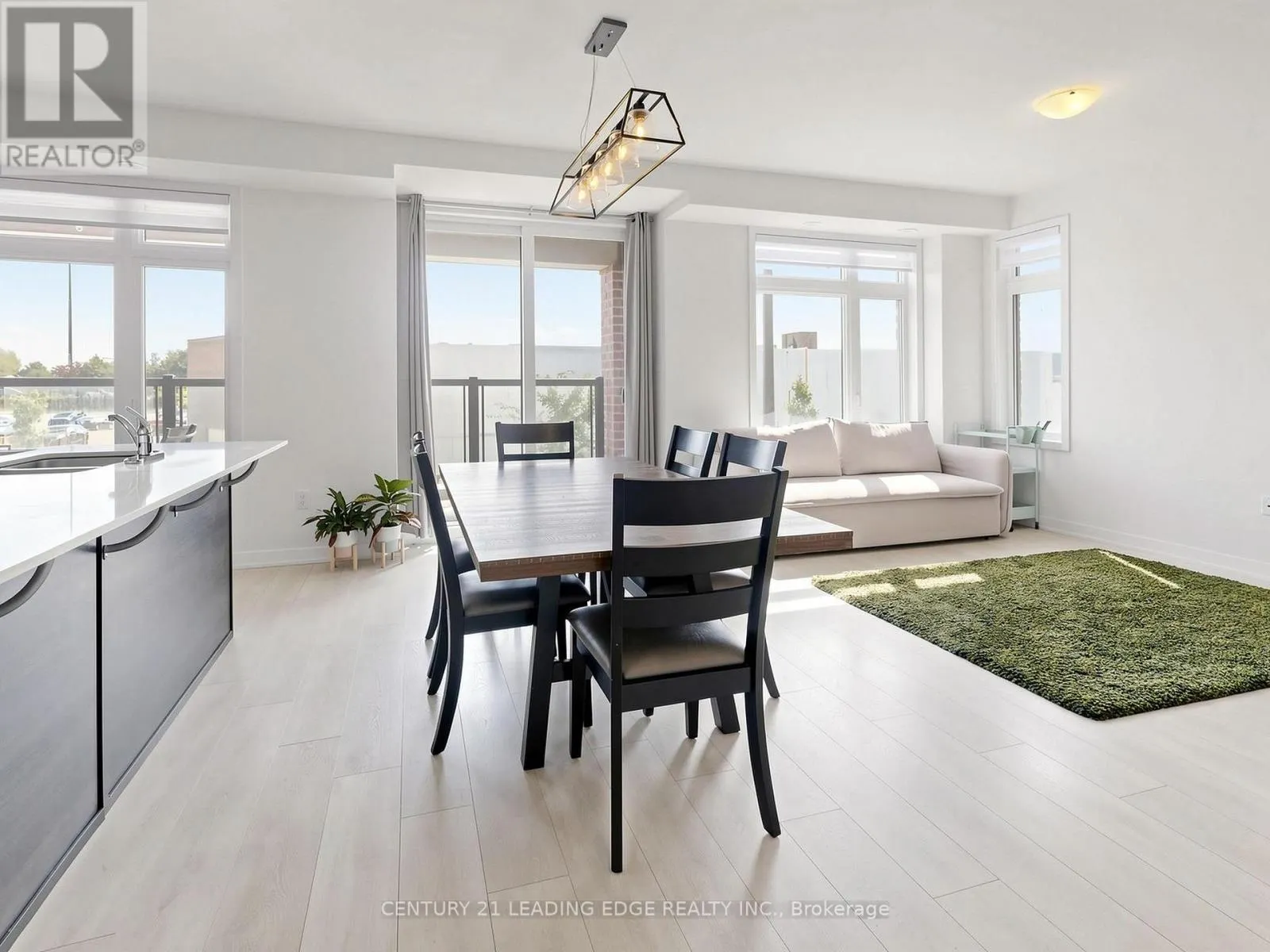 808 - 1865 PICKERING PARKWAY