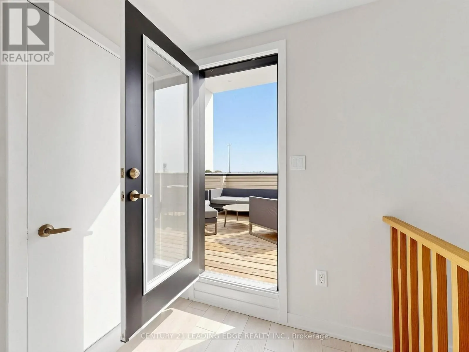 808 - 1865 PICKERING PARKWAY