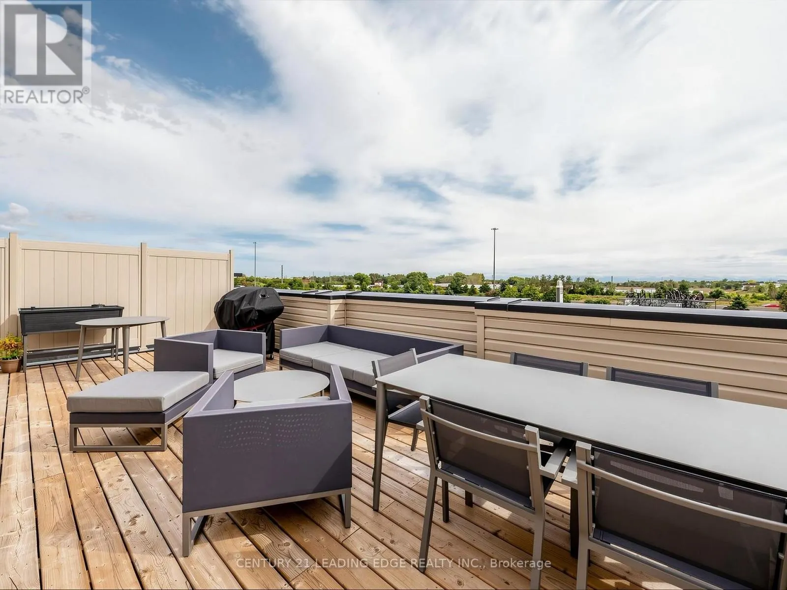 808 - 1865 PICKERING PARKWAY