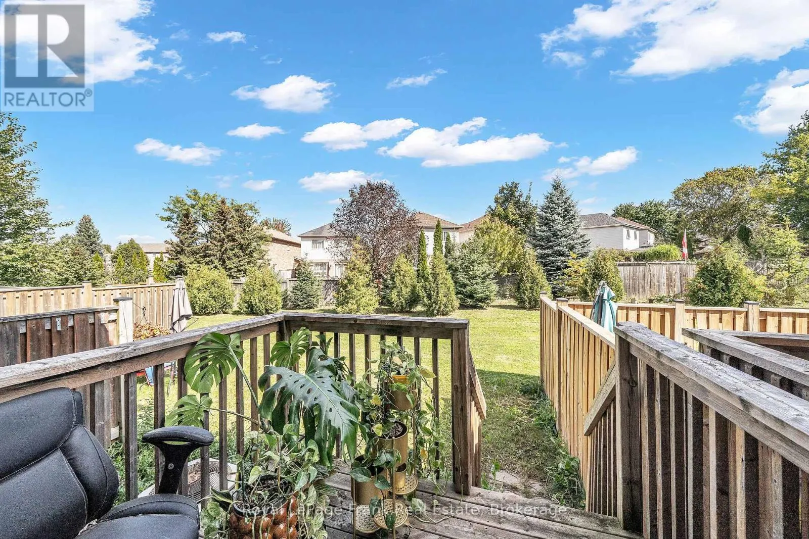 5 MARKHAM TRAIL