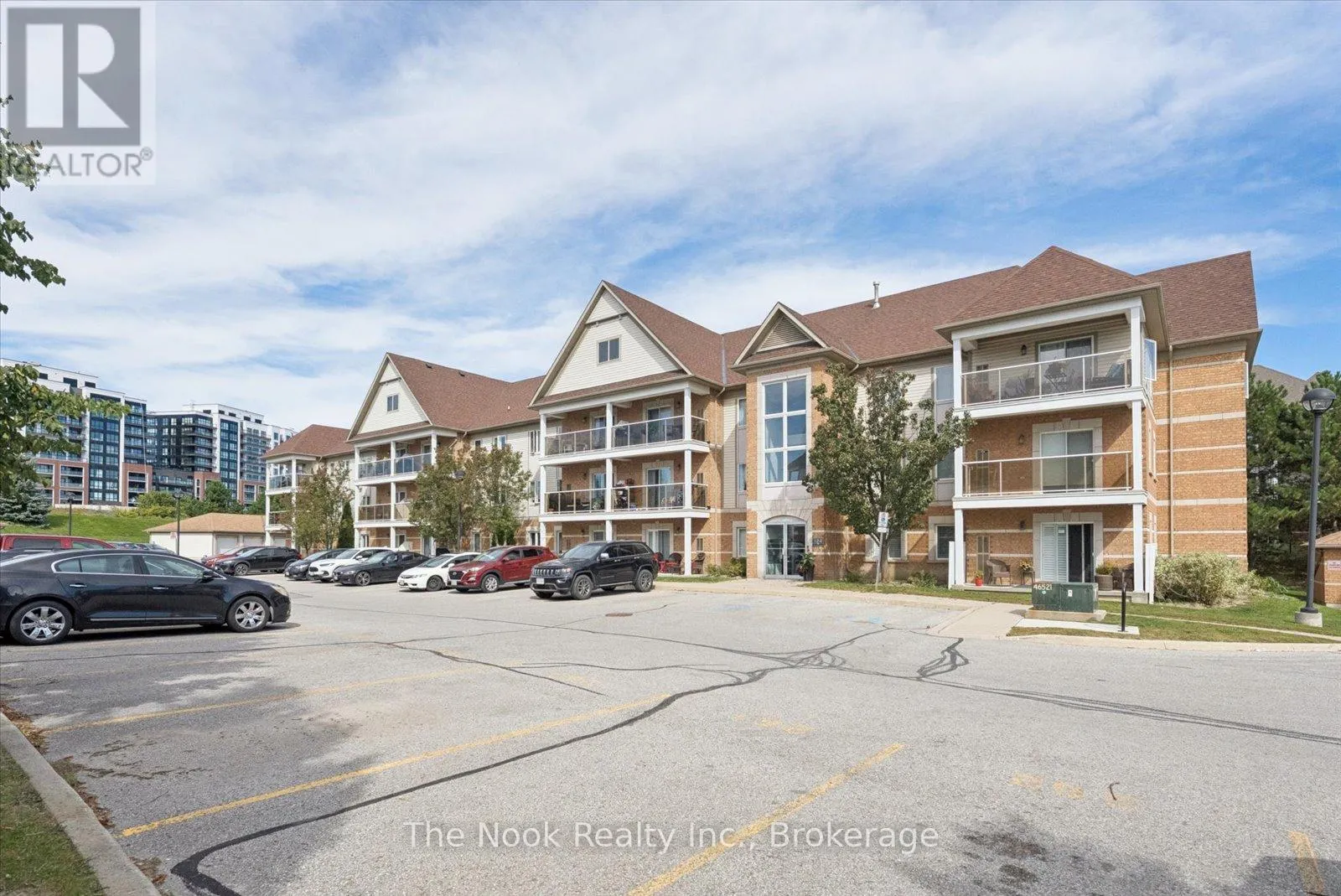 306 - 124 ASPEN SPRINGS DRIVE #306