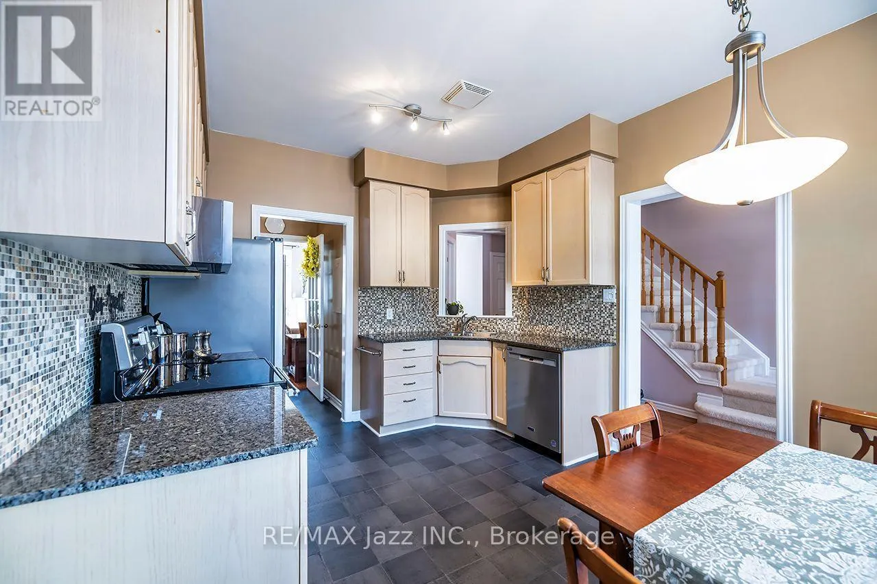 15 - 2800 COURTICE ROAD #15