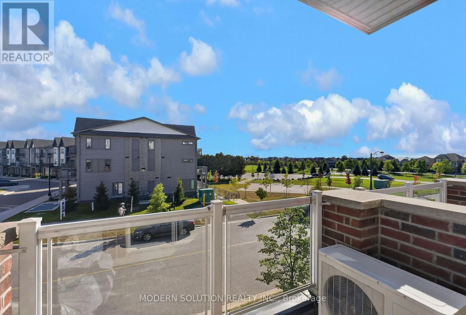 94 - 2584 WILLIAM JACKSON DRIVE