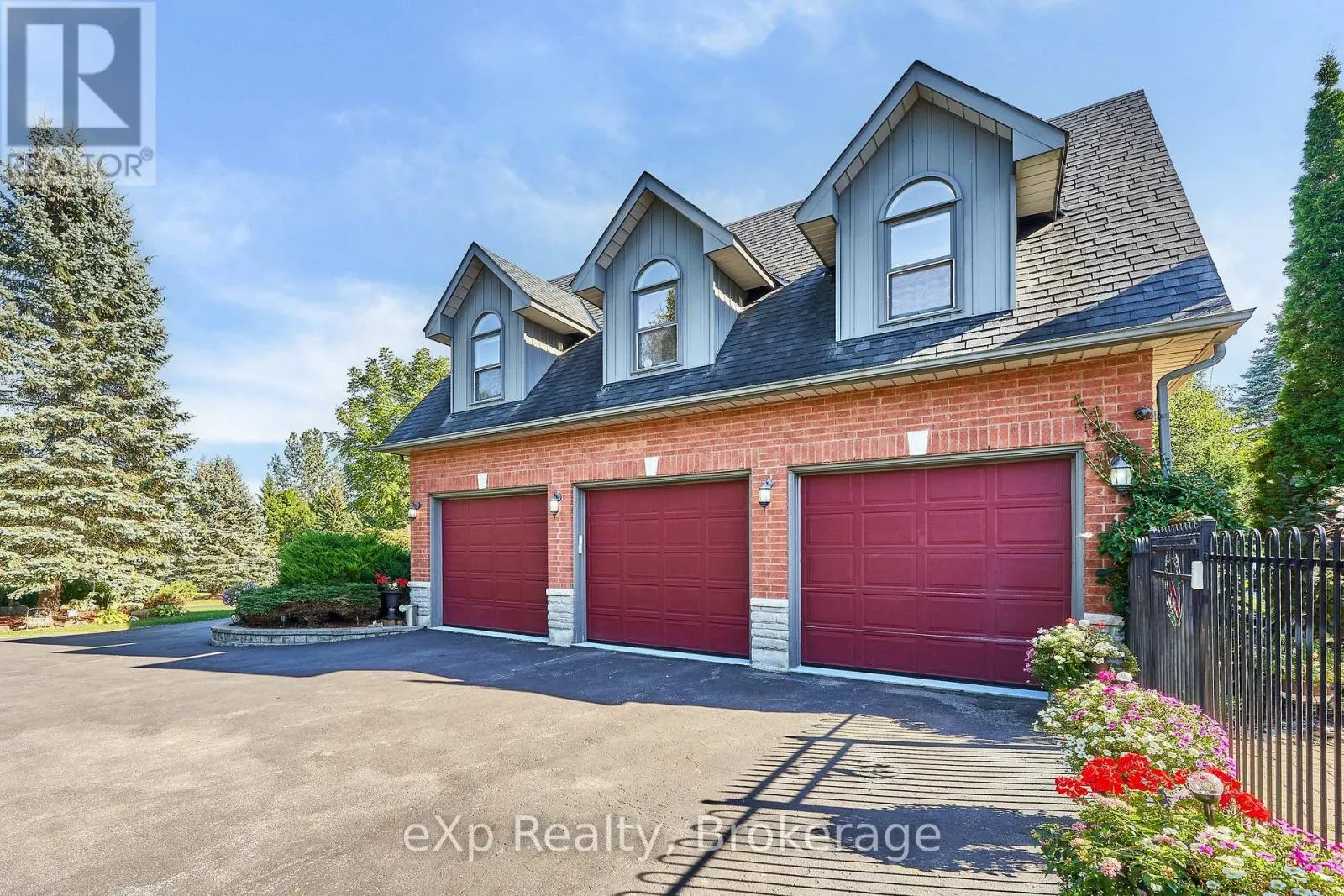 7860 CEDARBROOK TRAIL