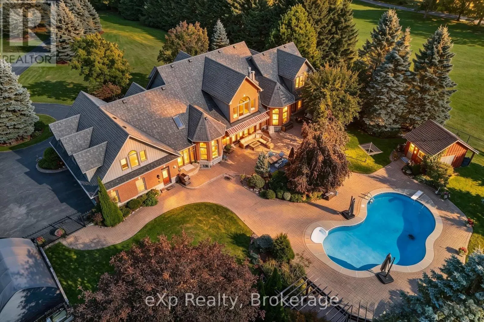 7860 CEDARBROOK TRAIL