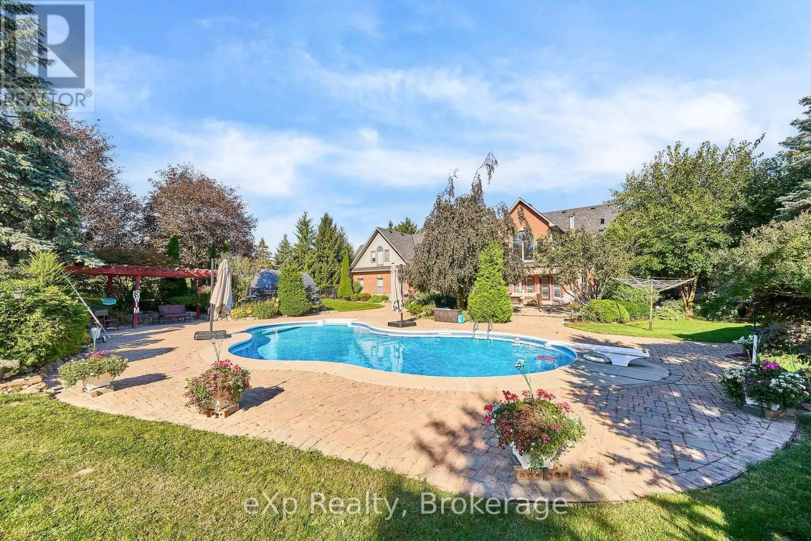7860 CEDARBROOK TRAIL