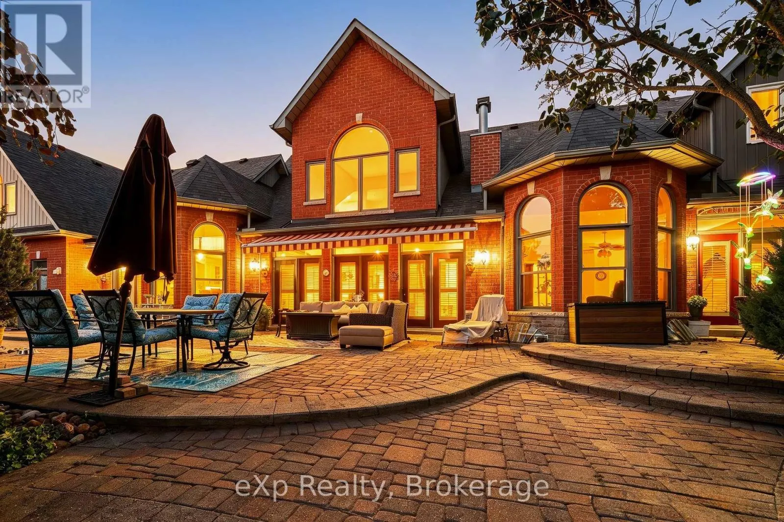 7860 CEDARBROOK TRAIL
