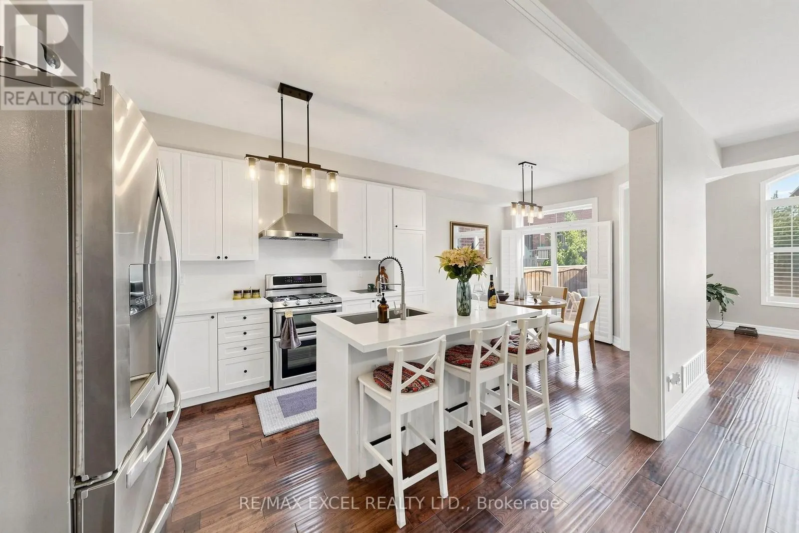 16 STOCKELL CRESCENT