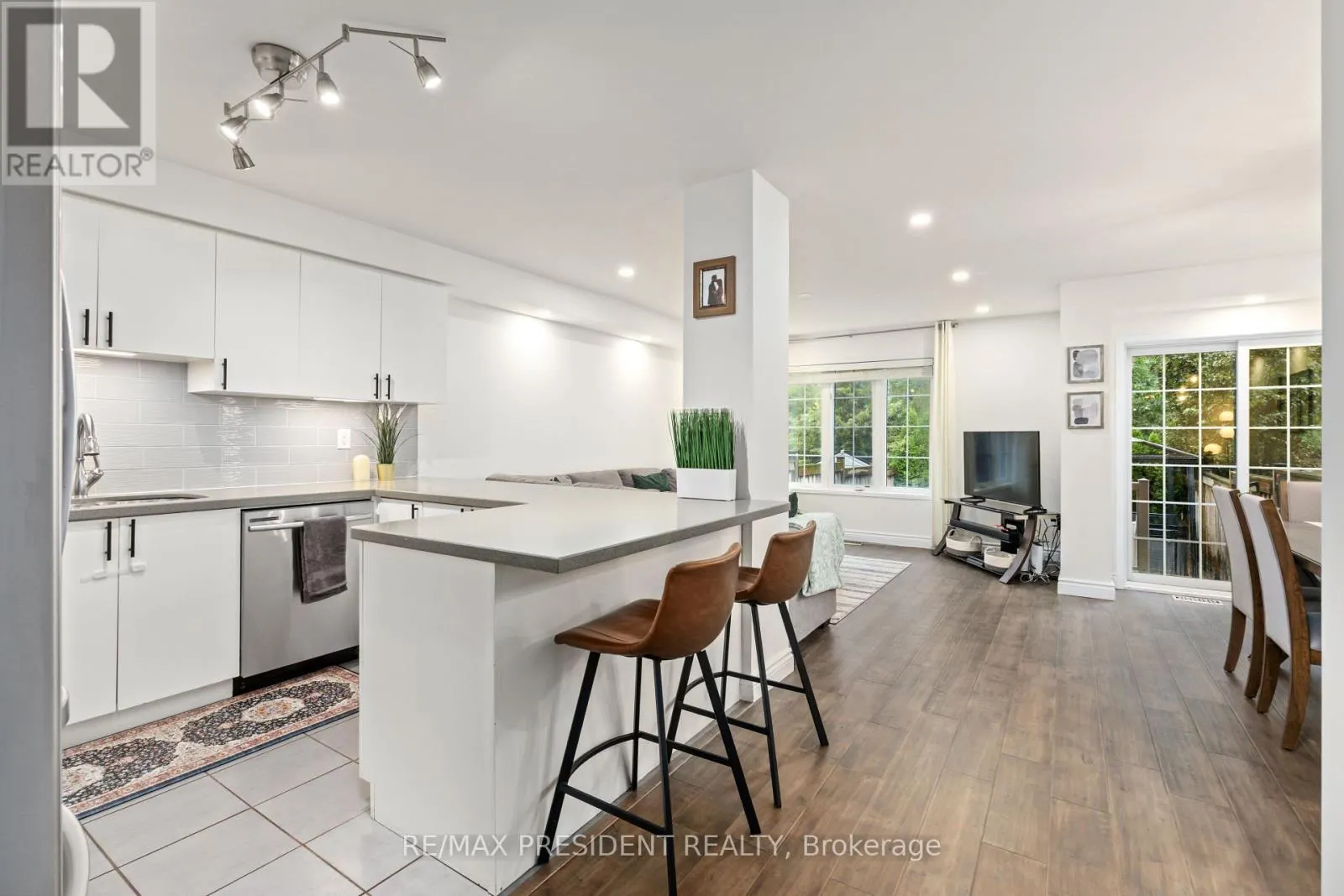 108 UNDERWOOD DRIVE
