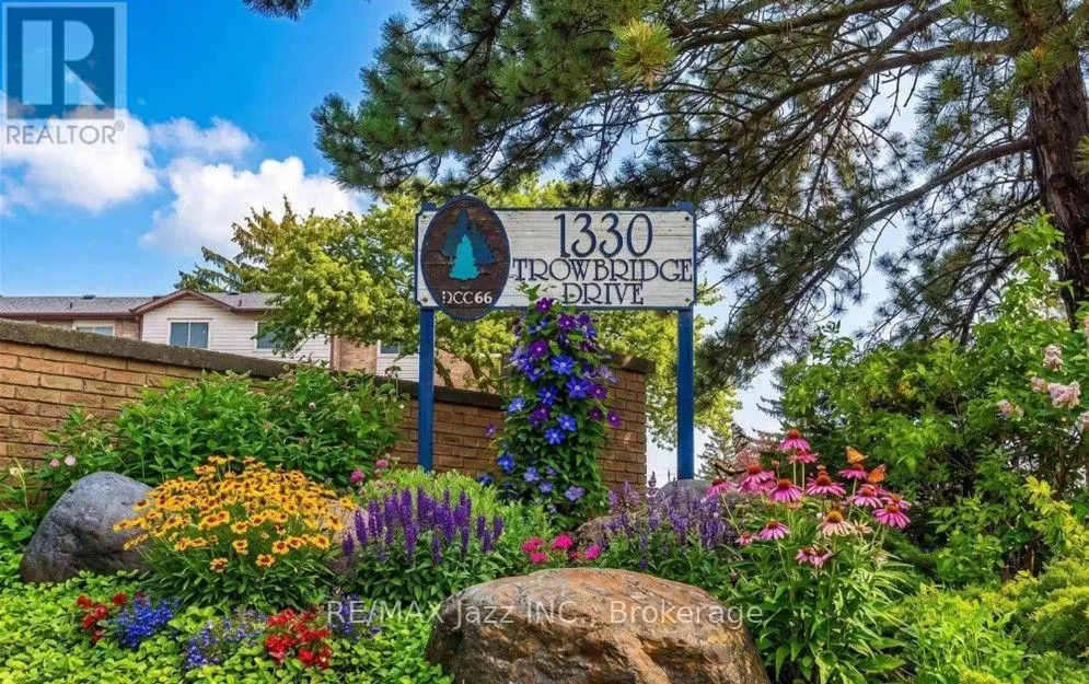 3 - 1330 TROWBRIDGE DRIVE #3