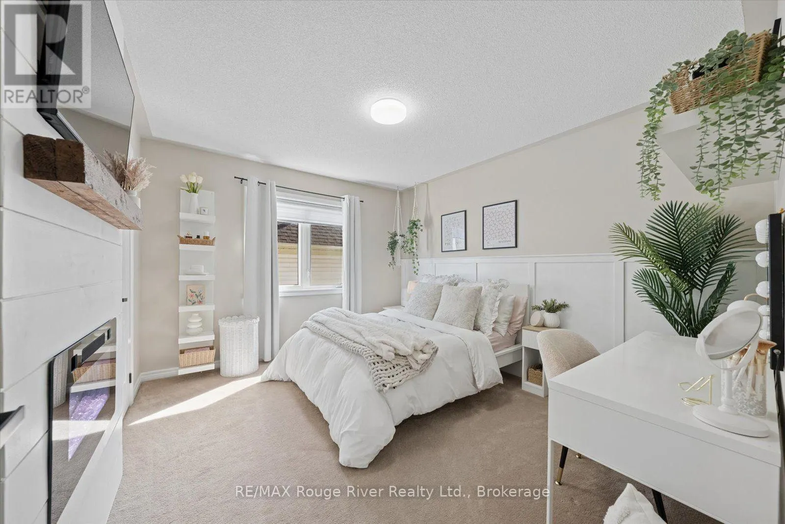 27 BAGNELL CRESCENT