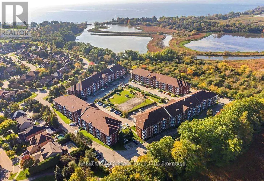 402 - 189 LAKE DRIVEWAY DRIVE W