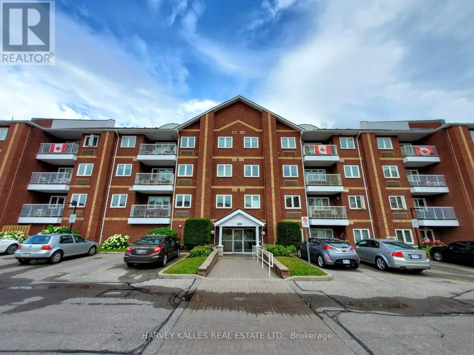 402 - 189 LAKE DRIVEWAY DRIVE W